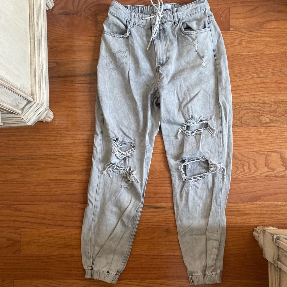 WORN ONCE Bershka Mom jeans